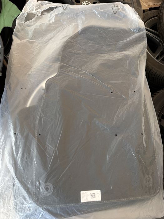Presuri Covorase Mocheta AUDI Q8 4M originale si noi