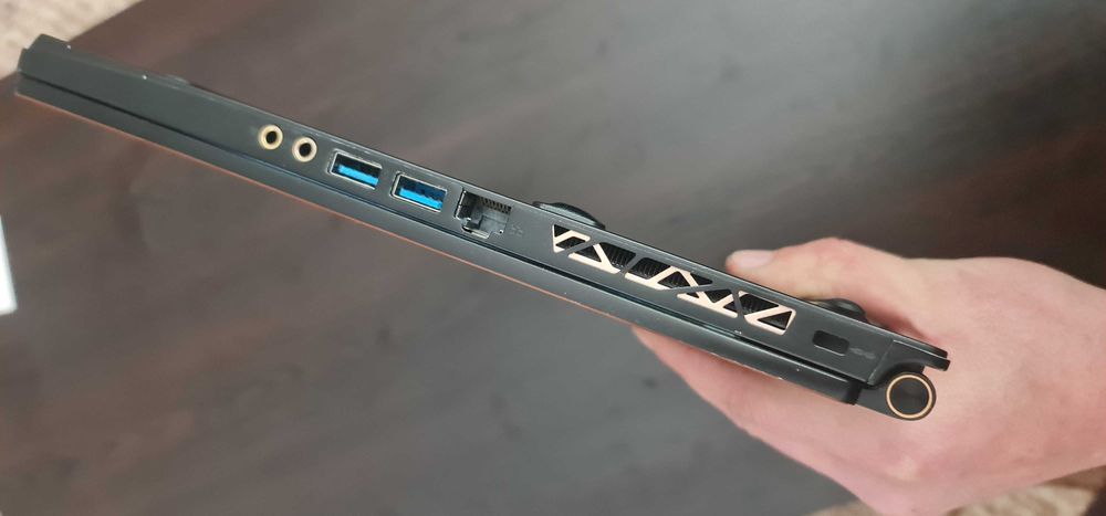 msi gs65 thin 8re / 144hz