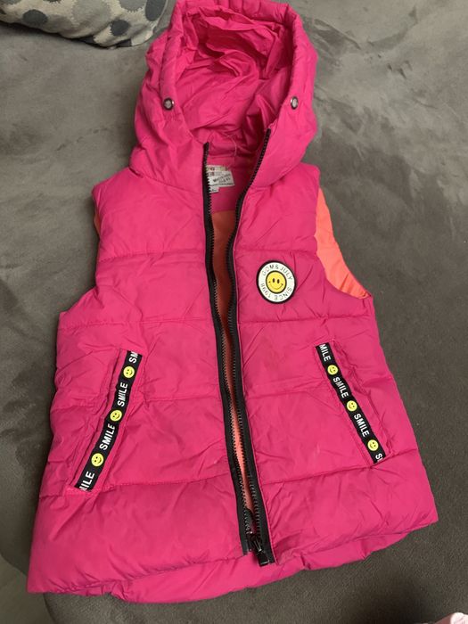 Продам куртку для девочки