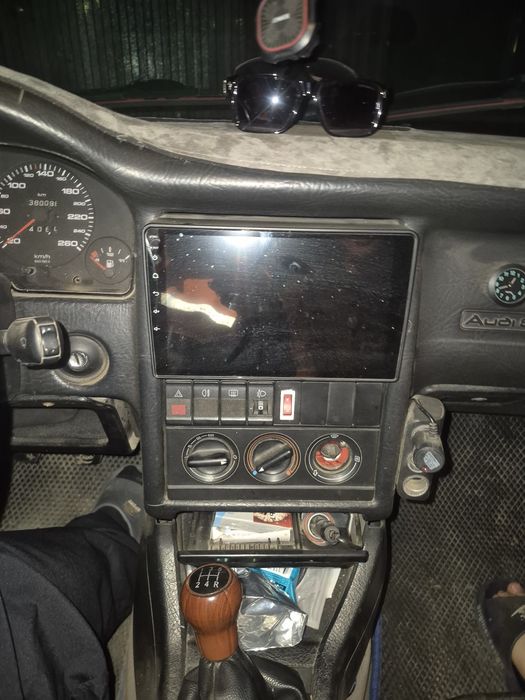 Продам Ауди 80 Б4 универсал