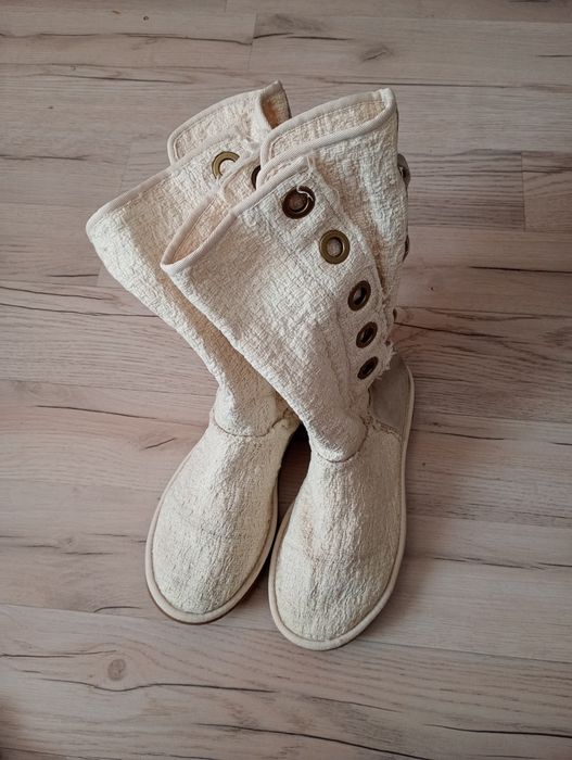 Cizme UGG imblanite