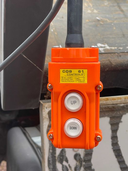 IVECO Turbo Daily 3512 самосвал с тристранно разтоварване