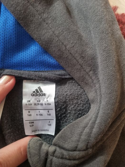 Vând lot pantaloni/training ADIDAS 8-10 ani 134-140