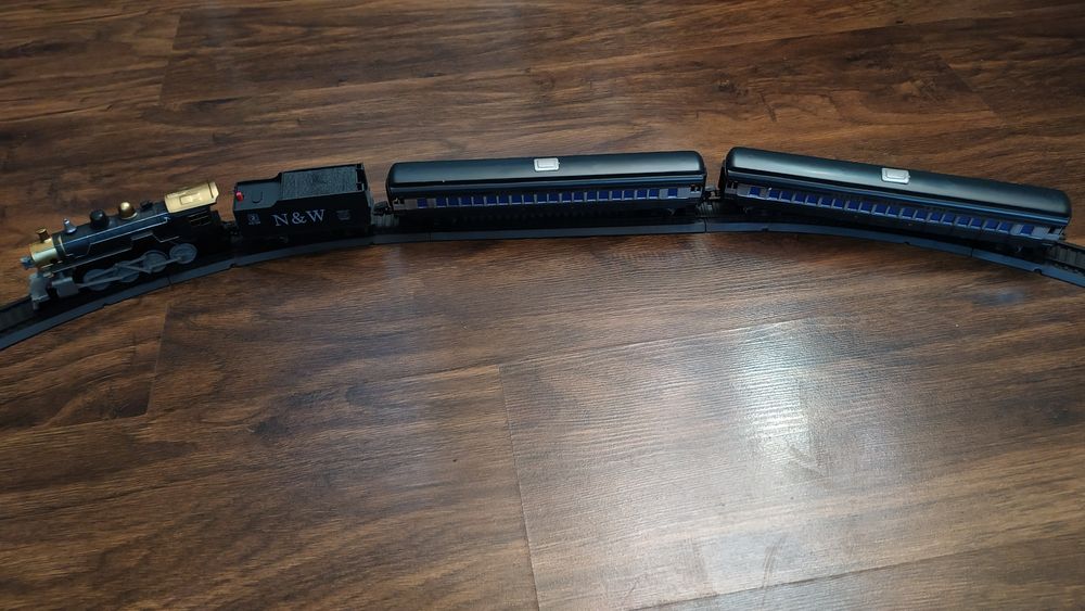 Железная дорога игрушка