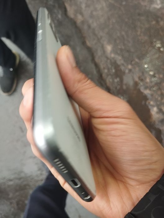 Samsung A22 5G holati orta