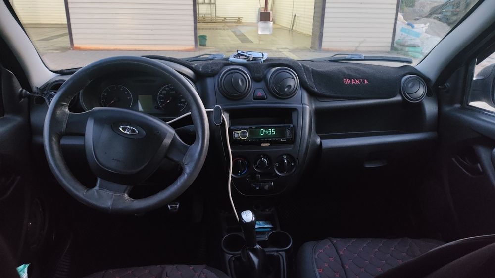 Lada Granta 2012 г
