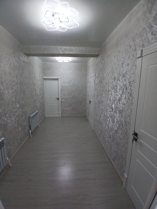 3 хона килинган 60кв.м² 8-кават Мансард ор: Файзобод мачит.