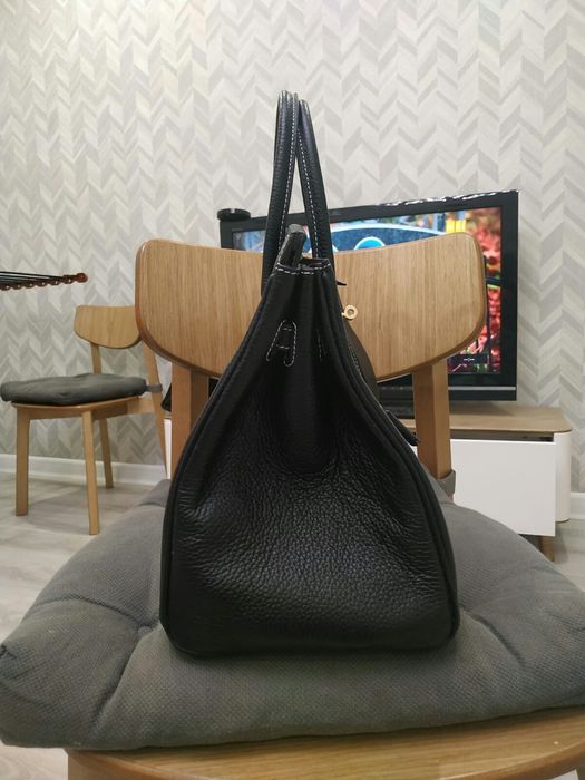 Продам новую кожаную сумку