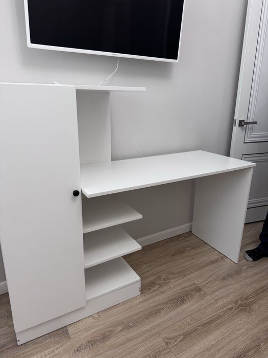 Стол письменный продам