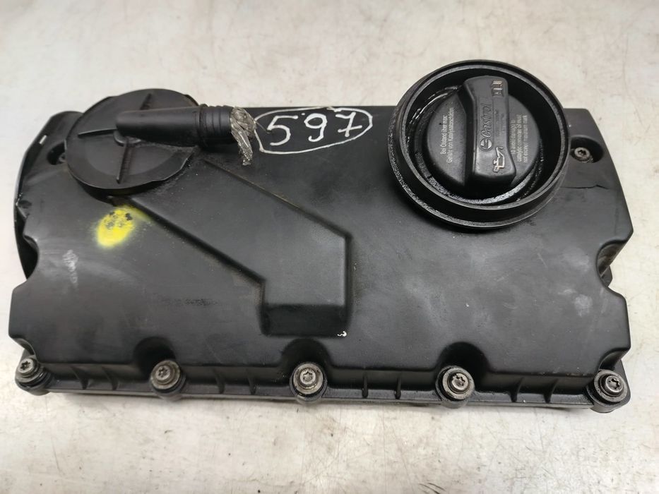 Capac culbutori 1.9 tdi BXE BKC 038103475n Volkswagen Caddy 3 facelift (2010 - 2015)