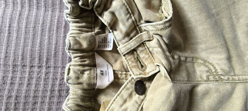 Pantaloni baieti 9-10 ani