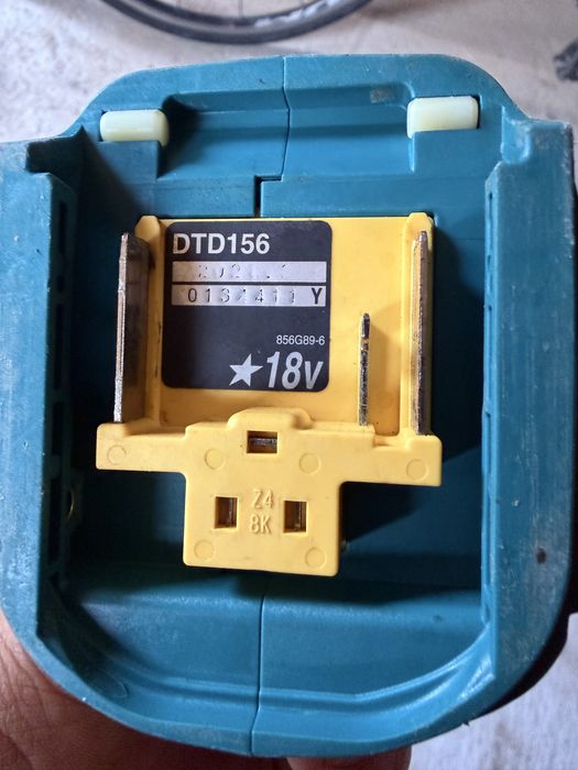 Makita DTD 156 импакт + 3Ah батерия