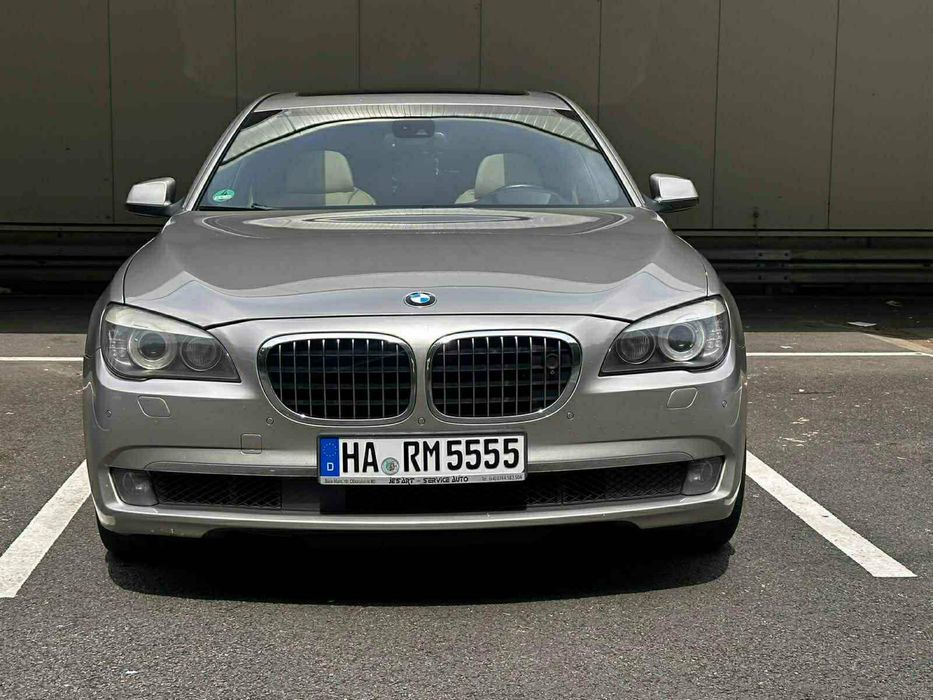Bmw seria 740d 2011