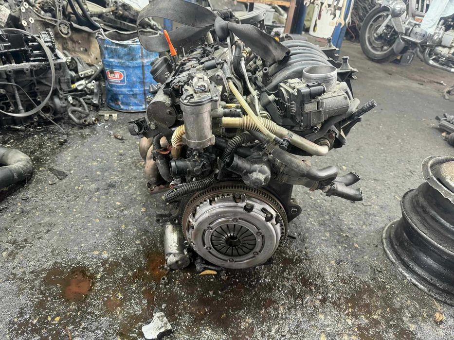 двигател 1.6 fsi BLF двигател за голф 5 1.6 фси блф