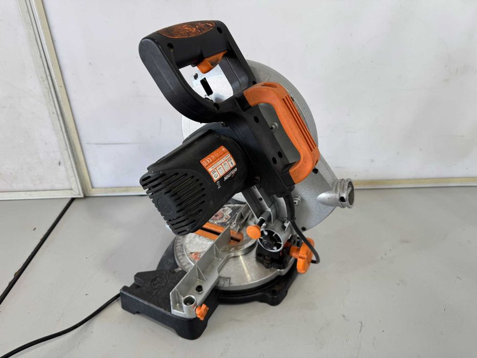 Циркуляр пендула - Evolution 1100W / 210mm