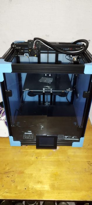 Продам срочно 3D принтер