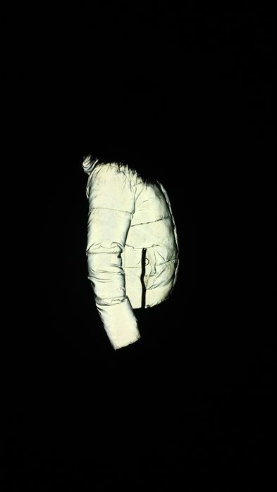 Продам зимние куртку