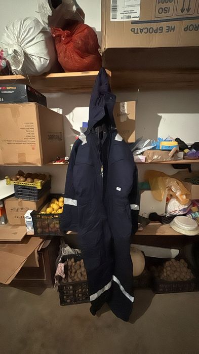 Продам новый зимний комбез