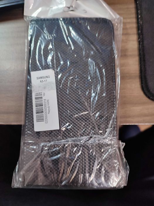 Продавам нов калъф за Самсунг Samsung А5-2017