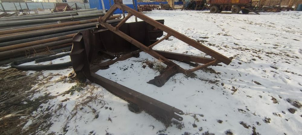 Продам клин на дт 75