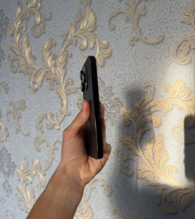 Продам Iphone 14 pro