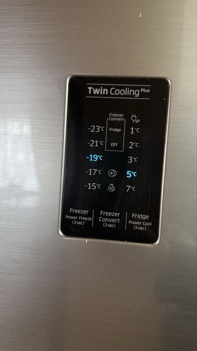 Холодильник продам