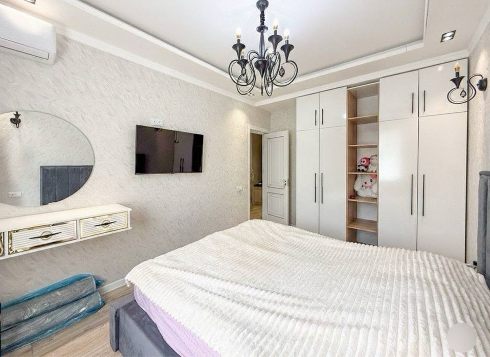 Буюк ипак йули , ор-р KFC 3 ком . С ремонтом