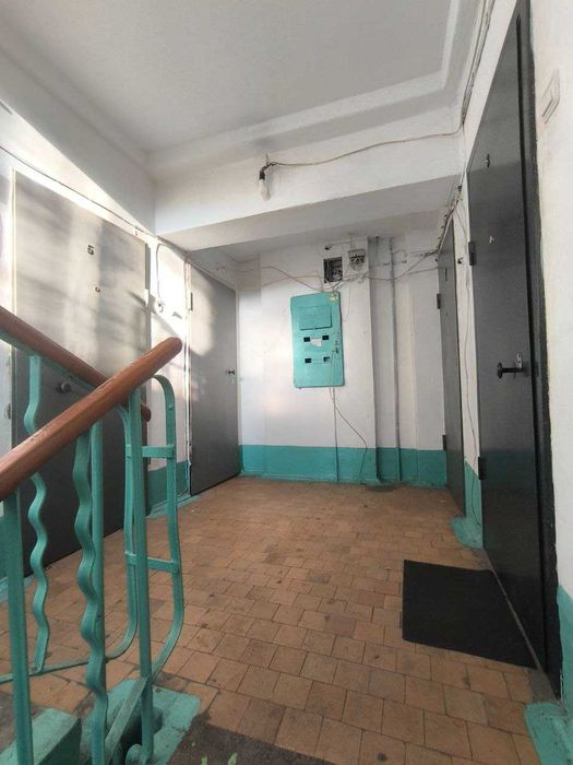 2-к40.5м²2/5 э у Киевская,  7