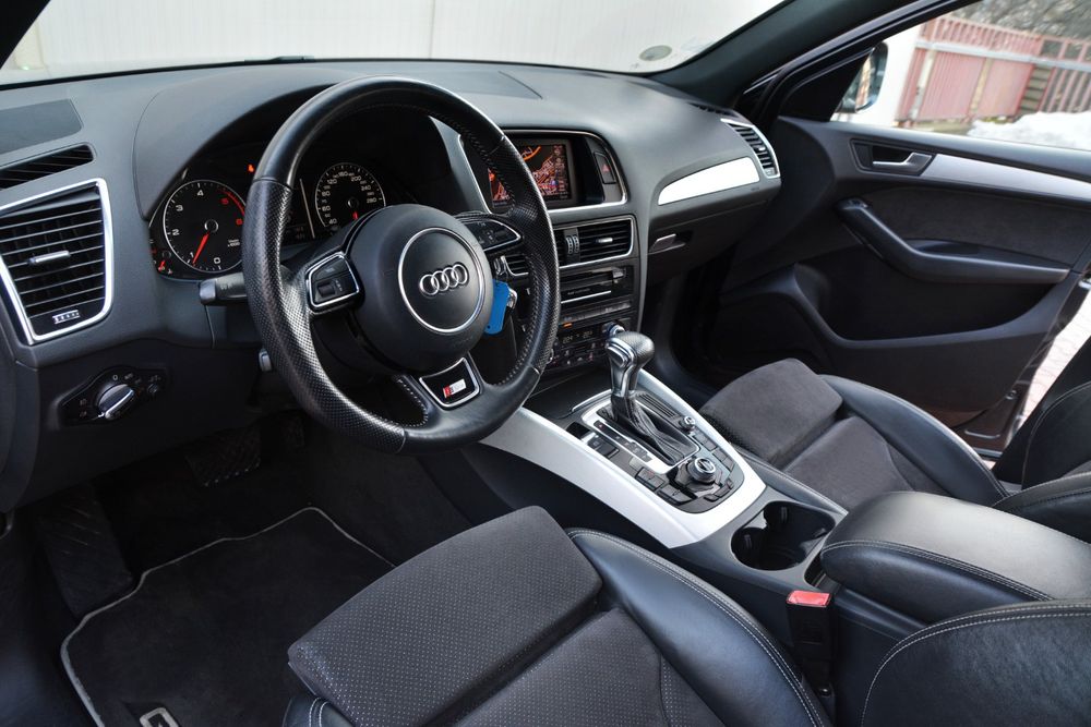 Audi Q5 3×S-line Quattro 2.0 Tdi 177 CP FullLed 2013 Alcantara