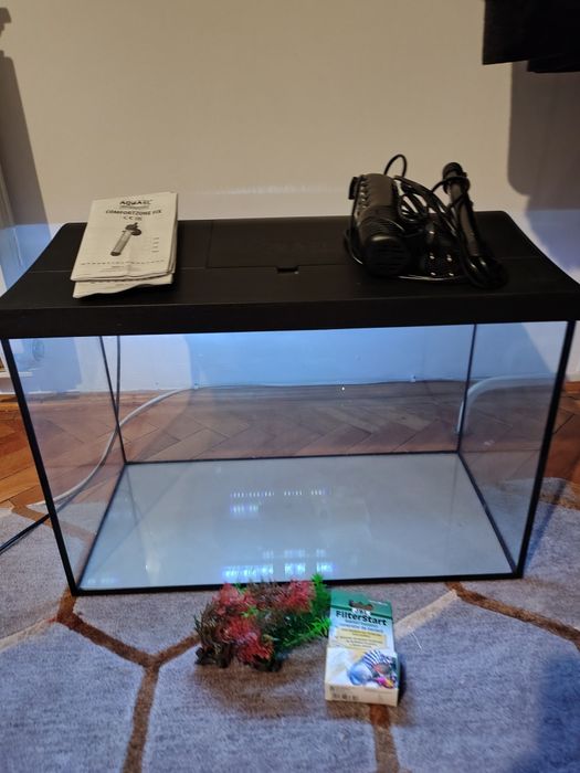 Set Acvariu nou Aquael, 72 l, cu incalzitor, filtru si iluminare