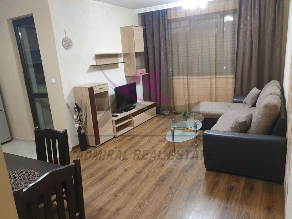 Дава се под наем Двустаен апартамент в Варна, Цветен квартал - 60 кв.м за 550 € - Снимка #1