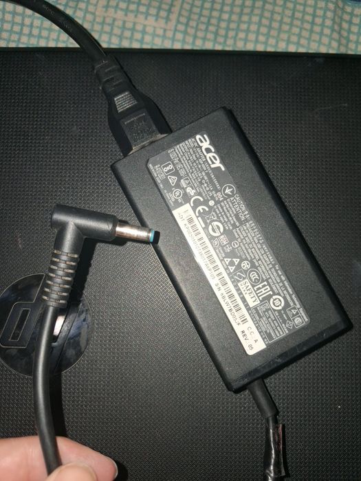 Notbook HP zapchastga sotladi