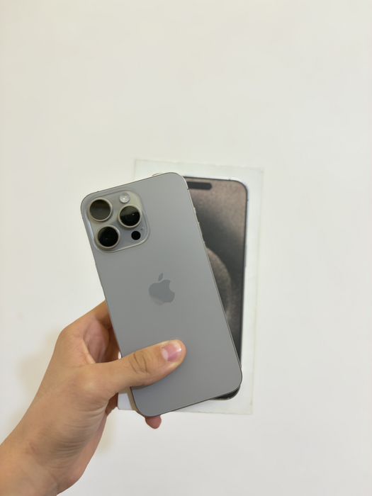 Продам iPhone 15 Pro Max 256GB Natural Titanium
