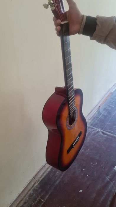 Gitara 39 razmer