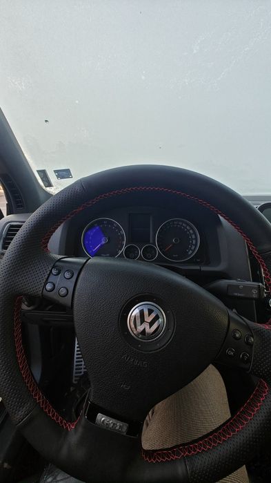 • Голф 5 GTI 200кс. на Части, както и ВСЯКАКВИ ЧАСТИ и за други голф 5