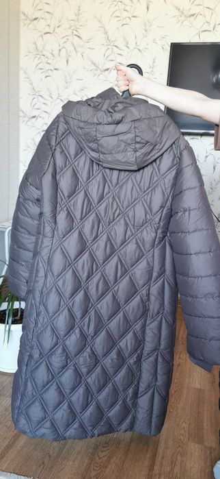 Продам пальто демисезонное