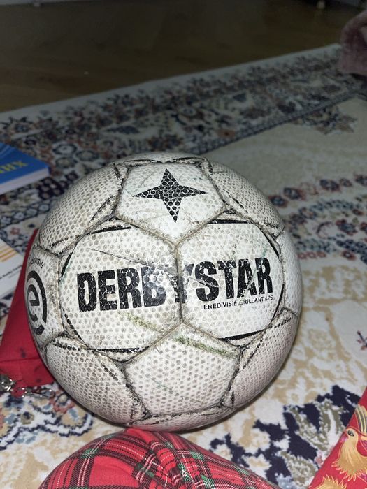 Select derbystar