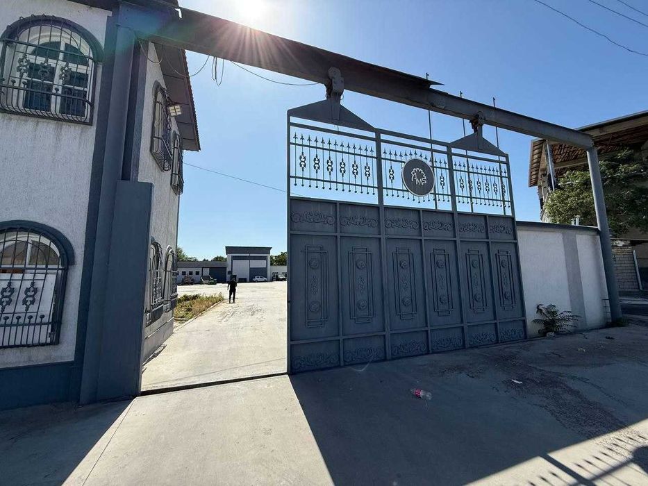 ХХХ Бектемирда База сотилади 40 сотих