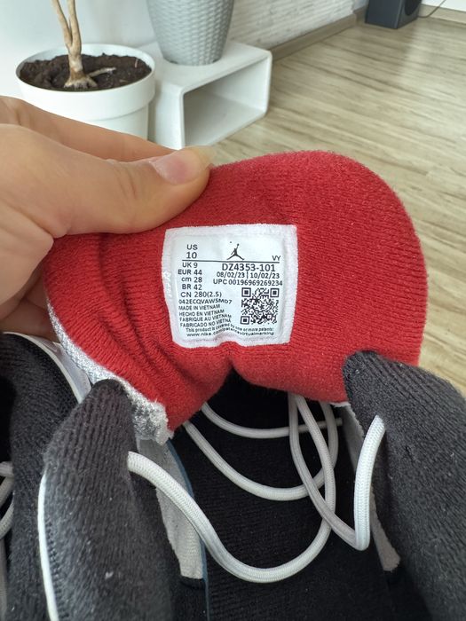 Оригинални Nike Jordan Max Aura 5