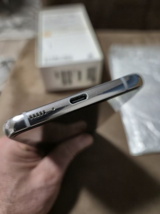 САМСУНГ  А 90 5дж