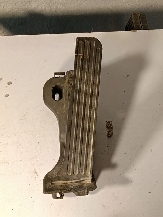 Педал газ / потенциометър VW Golf 5 1.9 TDI 105 кс 1K1721503L