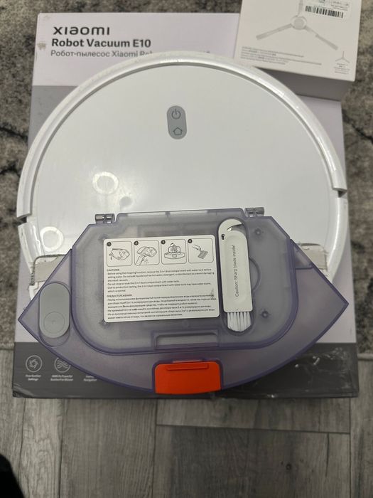 Aspirator XIAOMI E10 / perie noua cadou