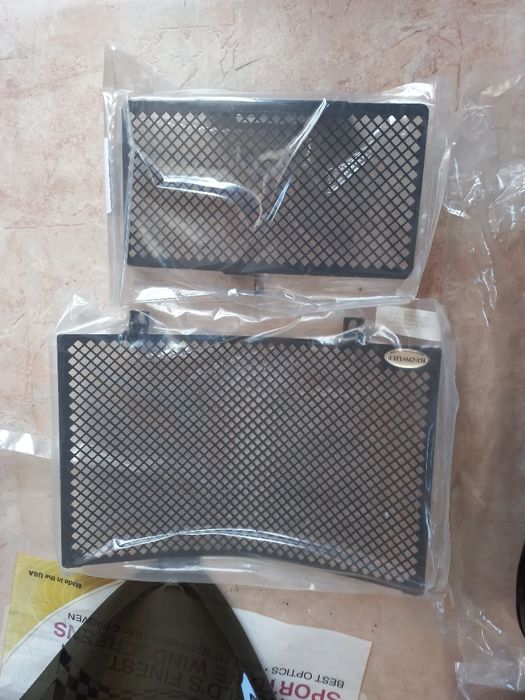 Suzuki GSXR1300 Hayabusa Седалки Аксесоари