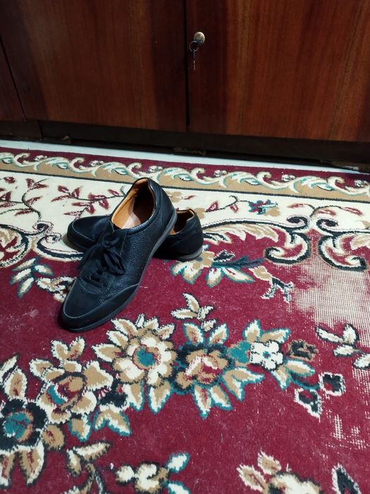 Продам мужскую обувь