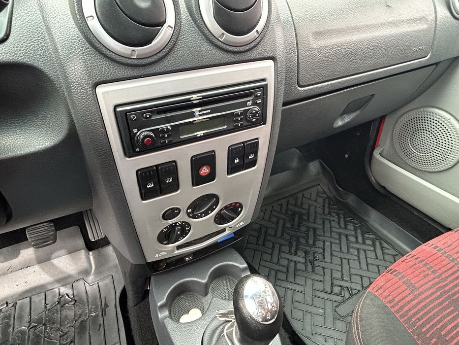 Dacia Logan 1.4 MPI 2008