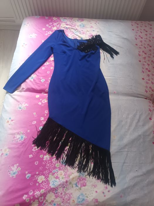 Vând rochiță de ocazie ¹