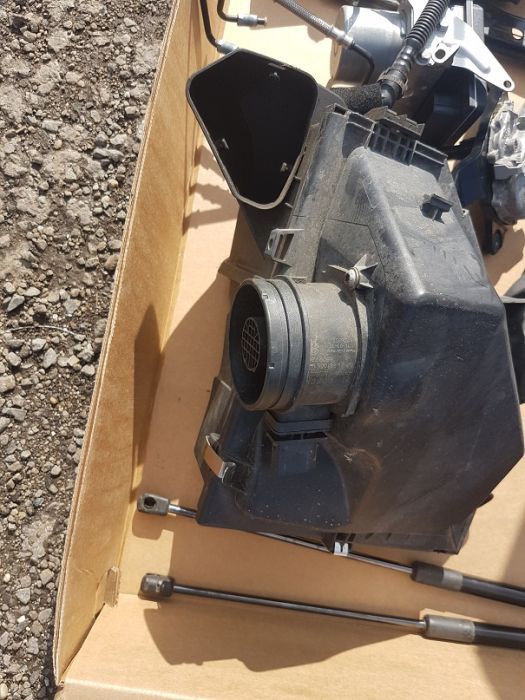 Debitmetru bmw e60,520d,177 cp,DEZMEMBREZ BMW E60 E90