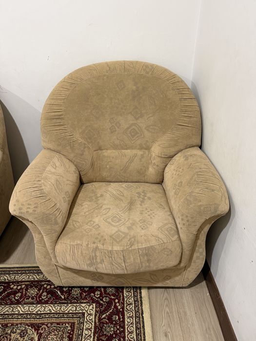 2 модульных дивана и кресло в комплекте