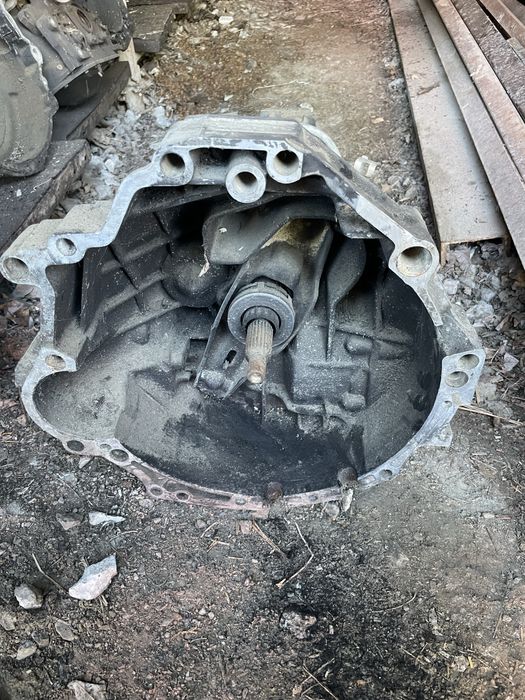 Скоростна кутия за ауди а4/audi a4 1.8 4x4