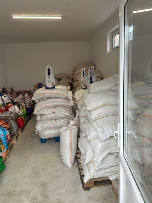 Porumb,Grâu,huroaie,mălai furajer,Tarâțe,diverse.